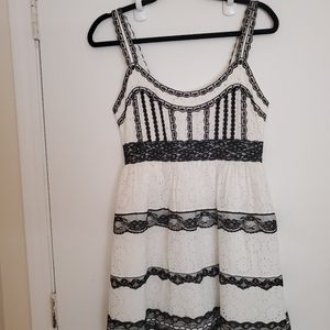 Womens lace dress